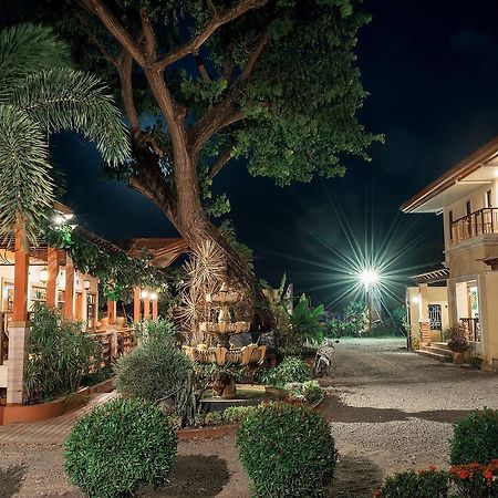 Maruyog'S Ridge Convention Center Cidade Quezon Exterior foto